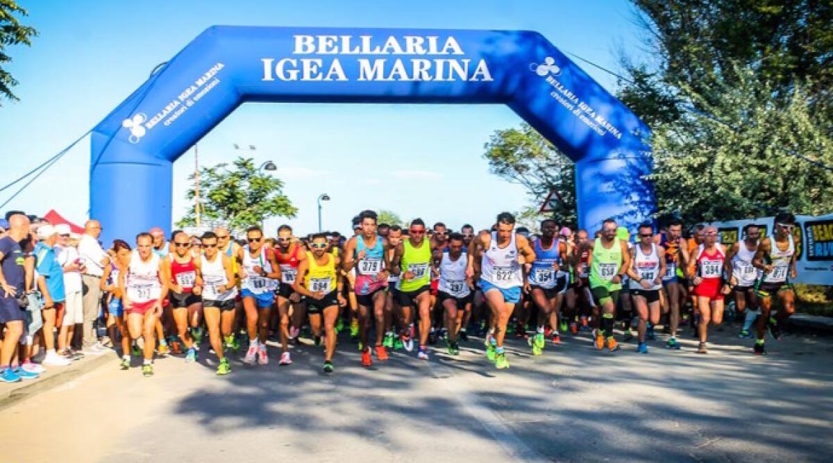 Triathlon BIM a Bellaria: ecco le modifiche alla viabilità - Partenza del Triathlon BIM (repertorio)