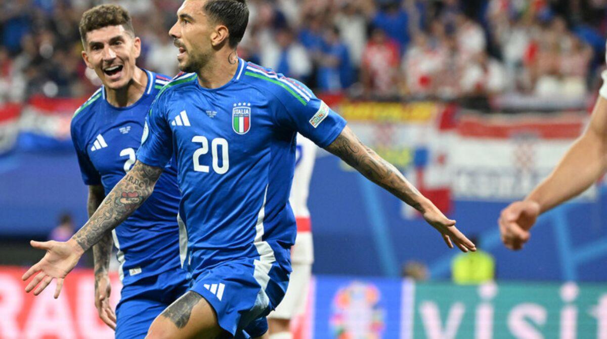 Zaccagni gol salvatore dell'Italia: la gioia della famiglia a Bellaria - Zaccagni esulta dopo il gol alla Croazia PH ANSA