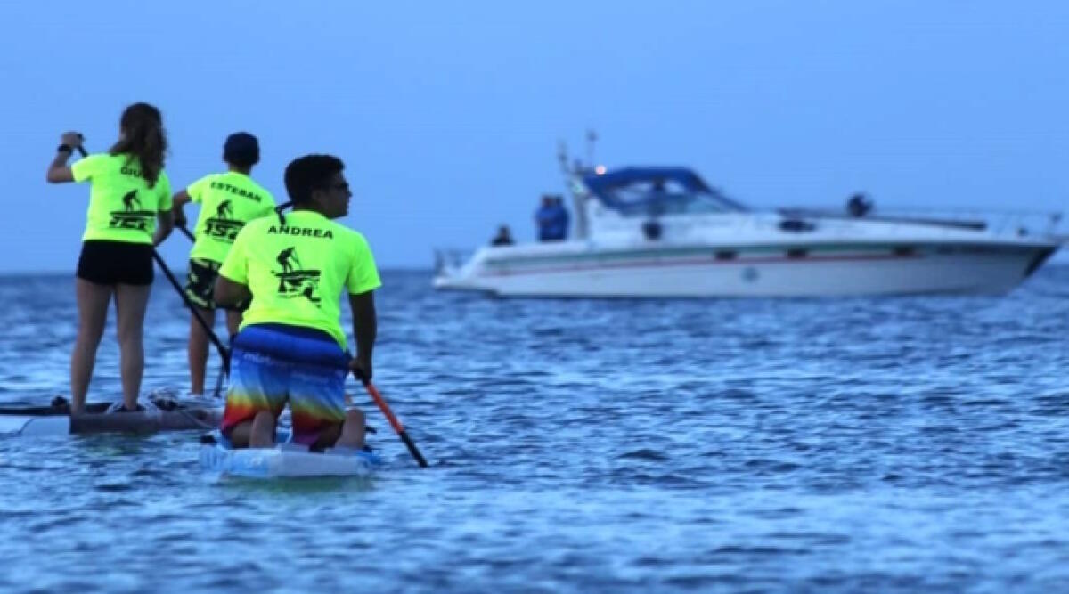 A Bellaria il progetto OltreSup con la “12 Miglia Notturne” - La traversata in sup a Bellaria