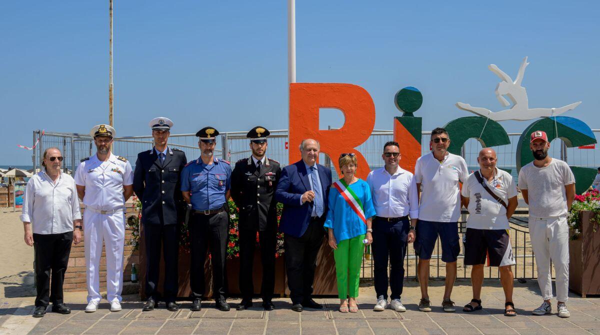 Sventola la Bandiera Blu per l'orgoglio di Riccione - 