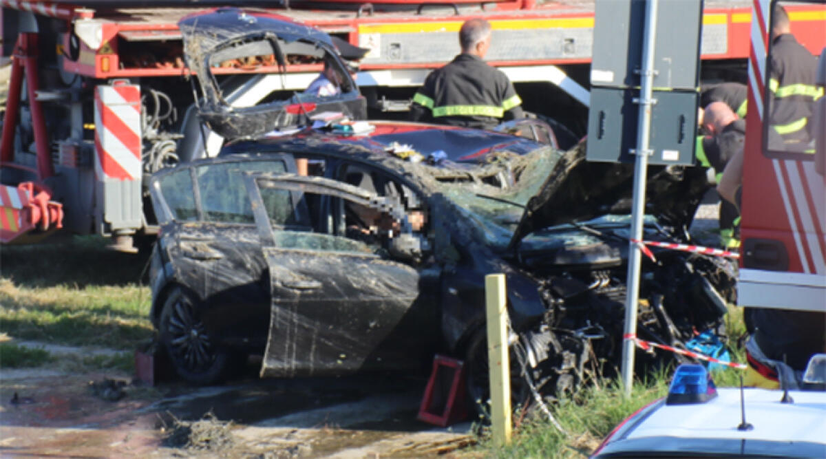 Mistero nel Po: ex coniugi morti nel Po: Lorena trovata in biancheria intima - L'auto recuperata nel po