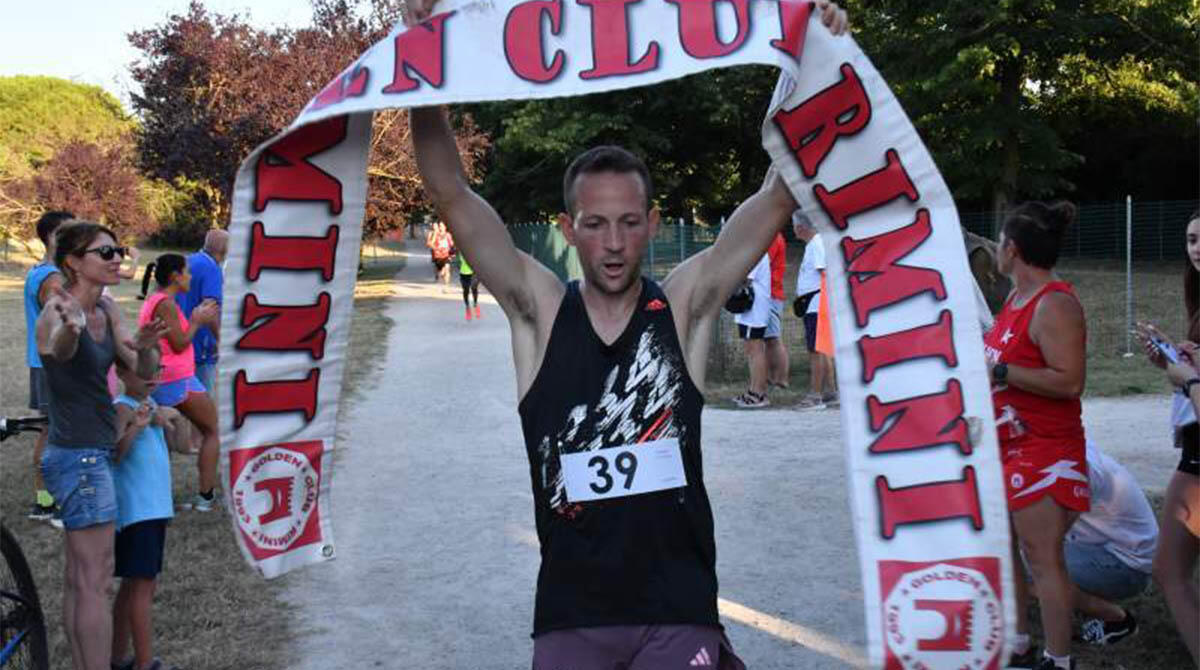 Podismo: Scardovi e Leardini dominano il 3° Rimini In Miglio -