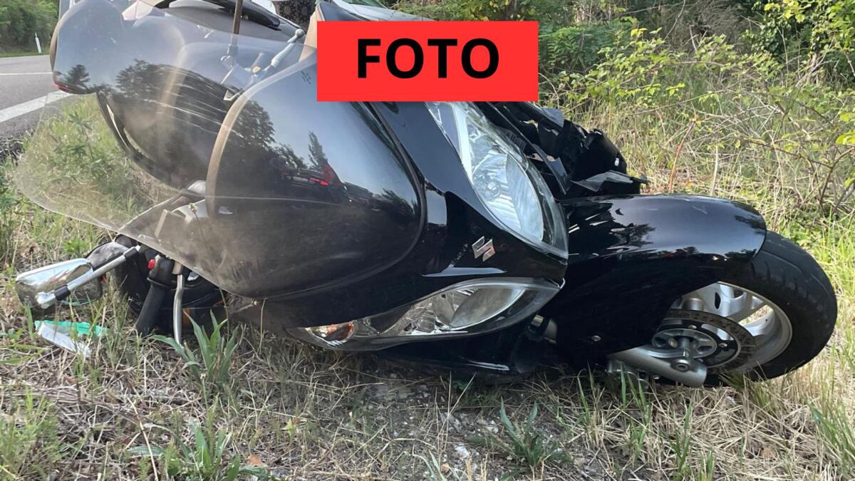 Scontro sulla Marecchiese a Novafeltria: tre veicoli coinvolti, ferito il conducente di uno scooter -