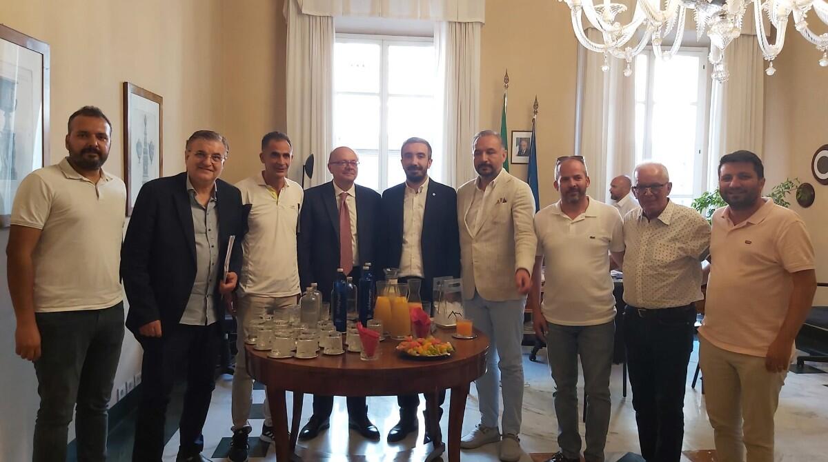 La Turchia arriva a Rimini: un incontro per rinforzare gli scambi commerciali - La delegazione turca a Rimini