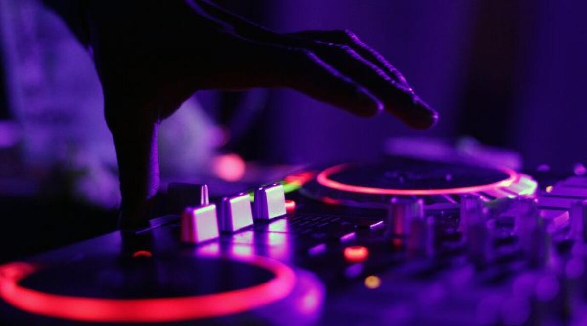 La nuova generazione di DJ invade Aquafan con BeatWave - Immagine di repertorio