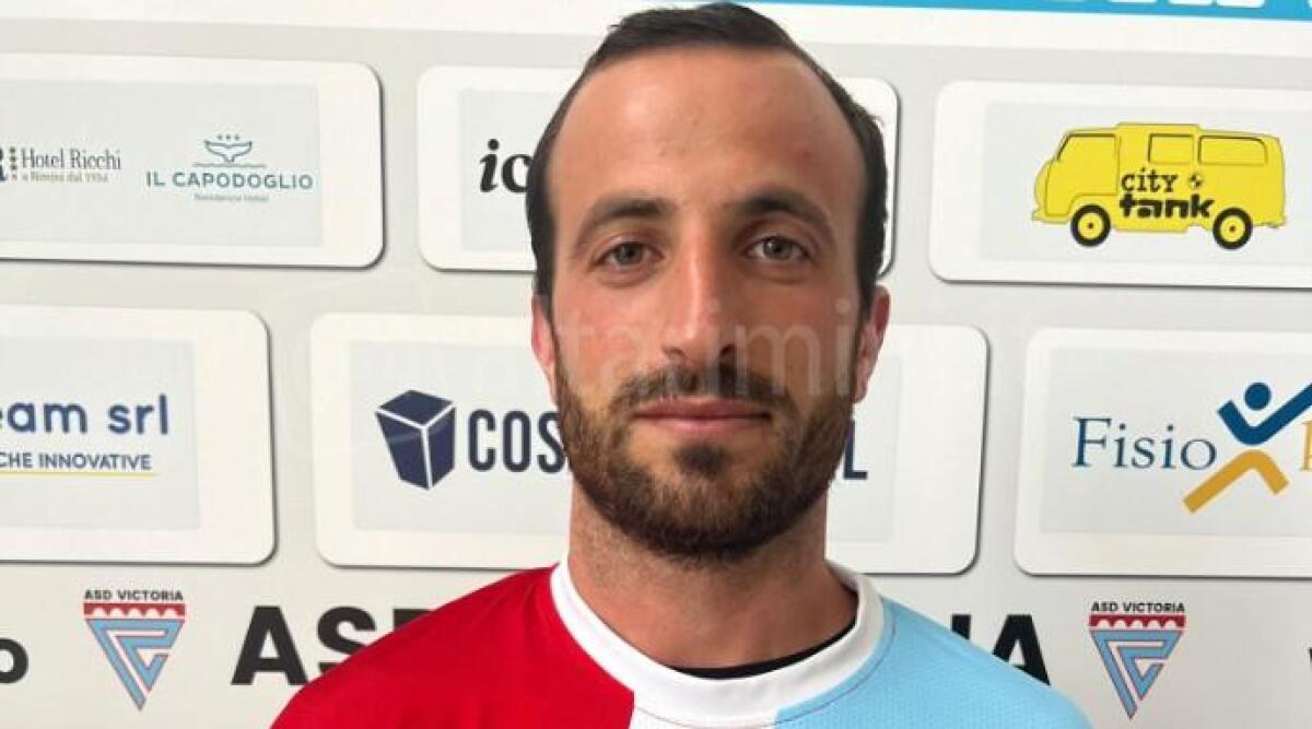 Calcio Prima: Victoria, velocità e gol: per l'esterno Alessandro Rossi è un ritorno a casa - 