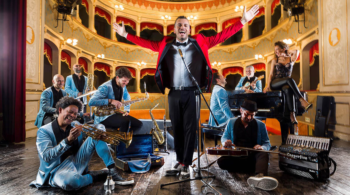 Weekend di divertimento a Riccione tra cene ad alta quota, musica, arte e salute - Orchestra Mirko Casadei