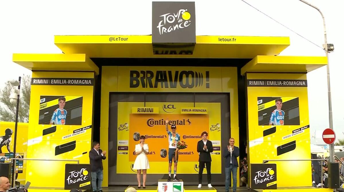 Rimini sotto gli occhi di tutto il mondo: milioni di spettatori per il Tour de France - La premiazione a Rimini