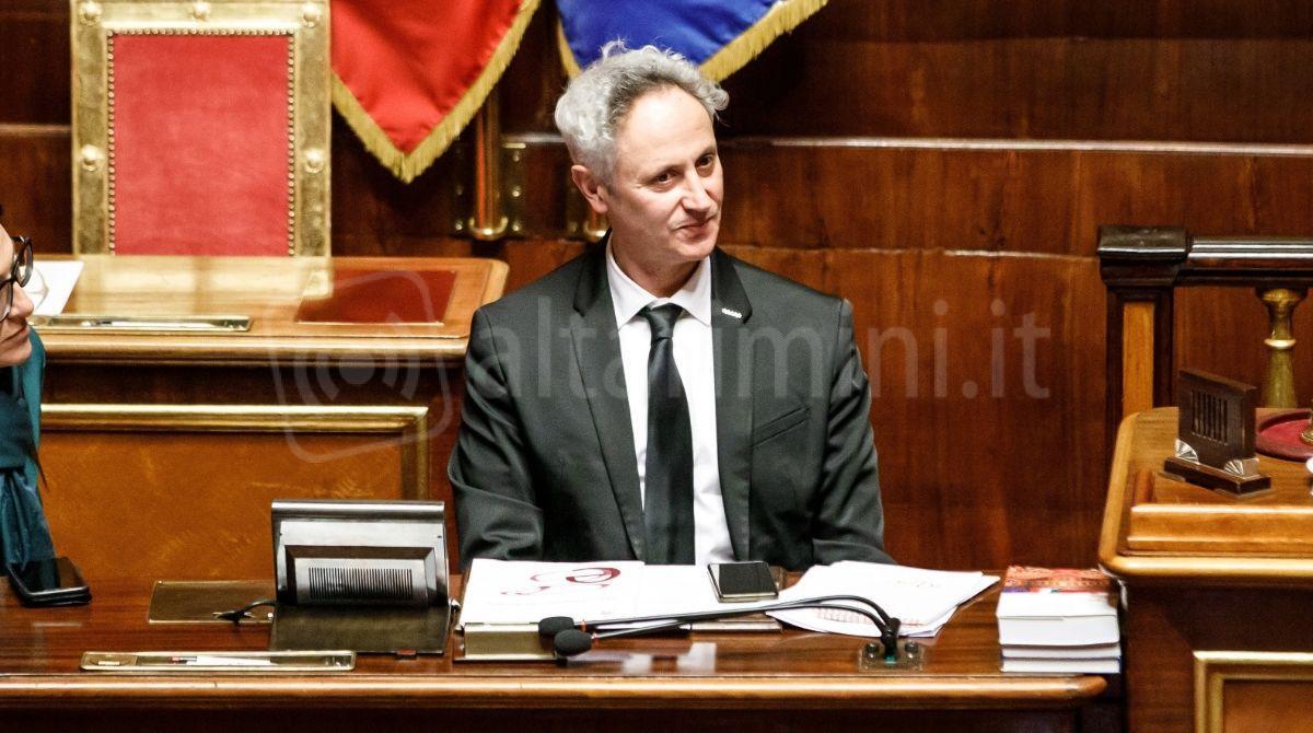 Tragedia di Santarcangelo, Croatti, M5s: "Sconcerto e dolore, la lotta contro i femminicidi sia priorità" - Il Senatore riminese Marco Croatti (repertorio)