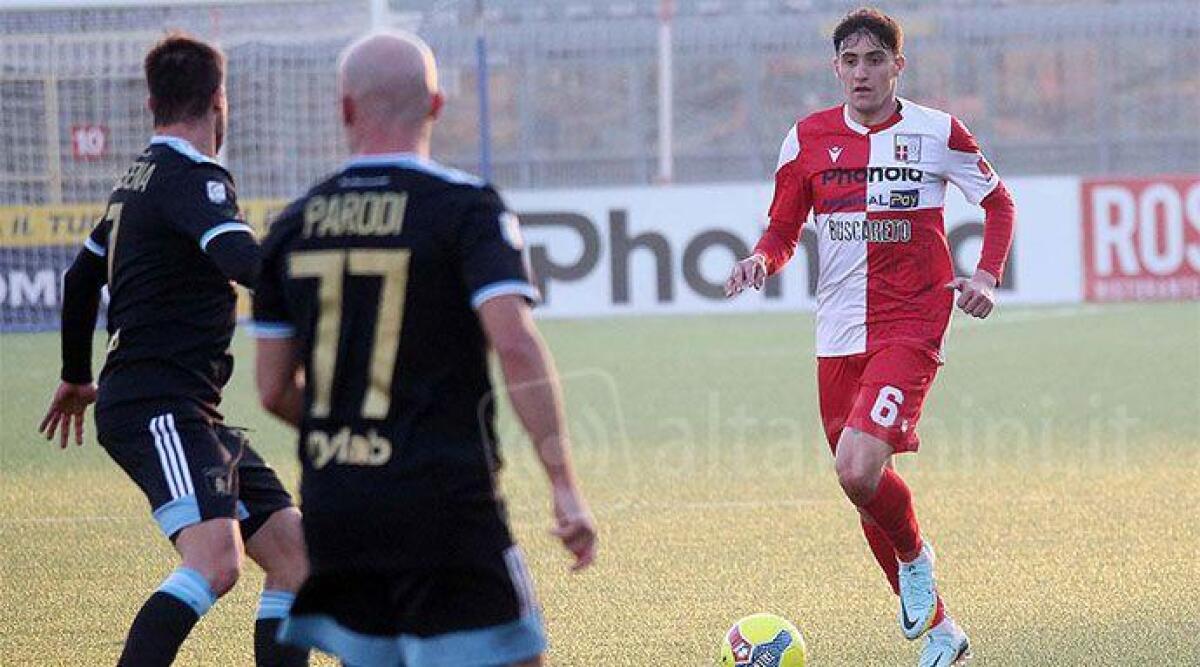 Calciomercato, l'ex difensore del Rimini Panelli al Carpi che conferma l'attaccante Saporetti. Misano: il difensore Manfroni - Per Panelli un'ottima prestazione al Moccagatta di Alessandria ALTARIMINI