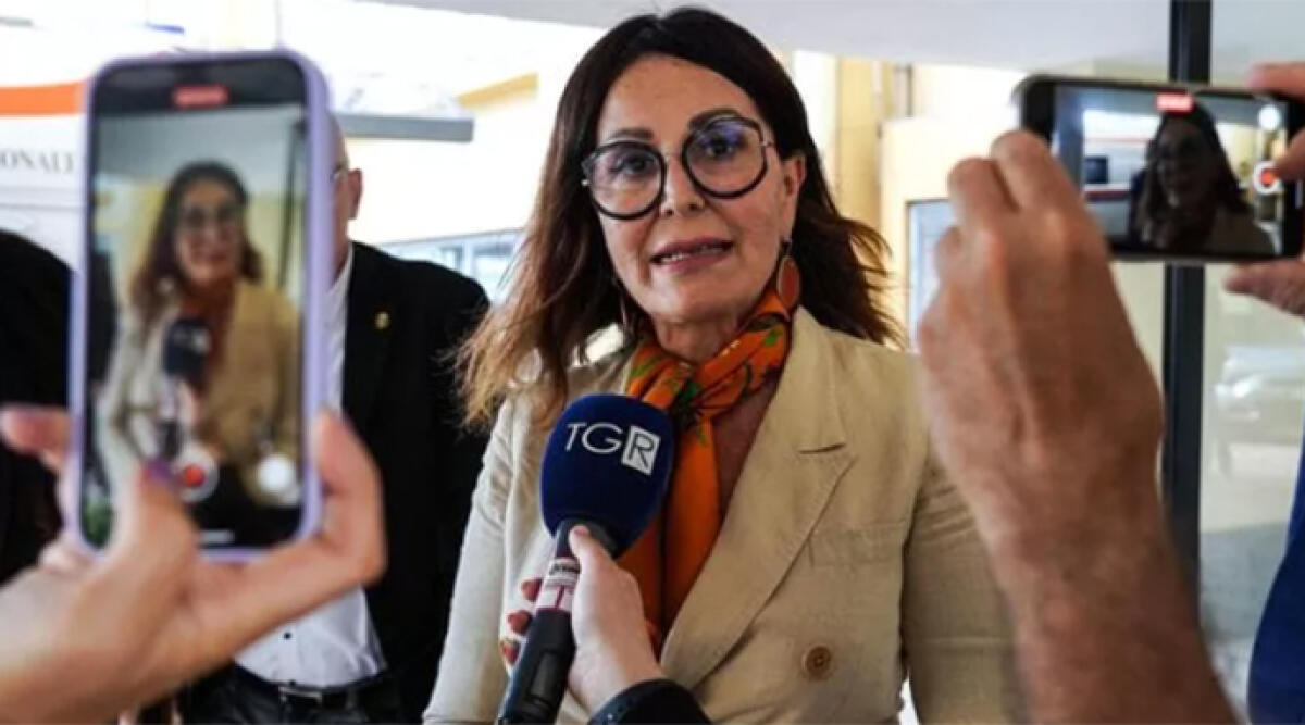 Santanchè sotto accusa: rischio fallimento per il G7 Turismo a Firenze - 