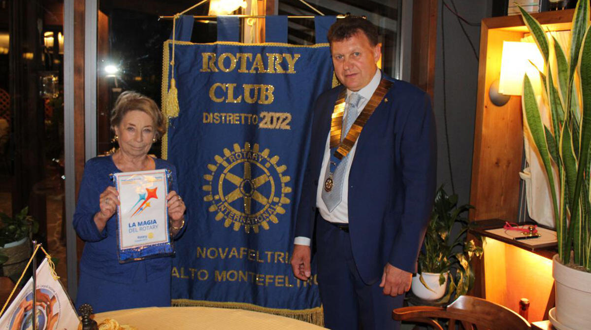 Rotary Club Novafeltria - Alto Montefeltro: Giuliana Lucarini è la nuova presidente - Giuliana Lucarini e Giampiero Ugolini