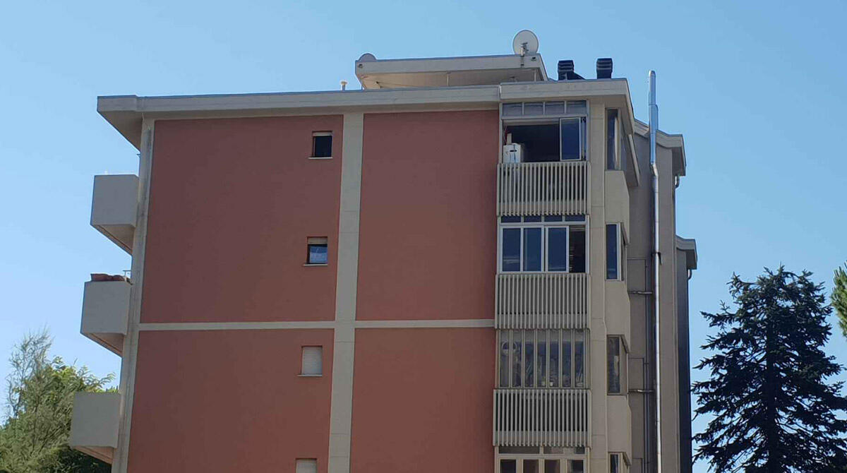 Tragedia a Rimini: madre si toglie la vita con il figlio di 6 anni -