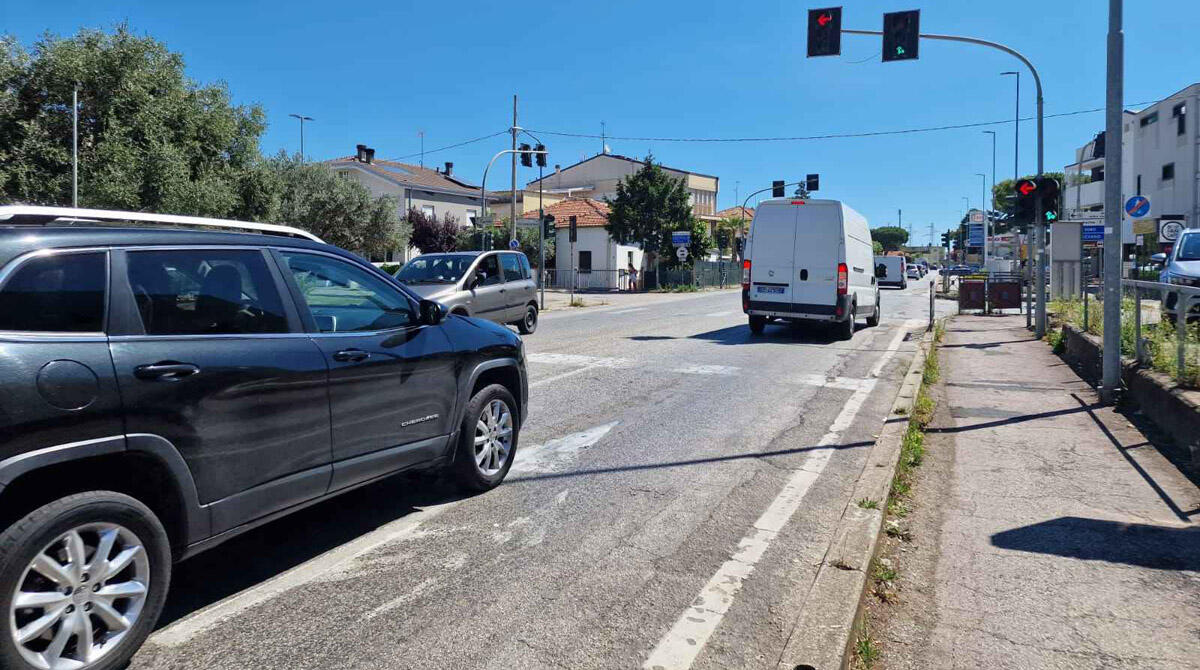 Riccione: una rotatoria per rendere più sicuro l'incrocio tra la Statale 16 e viale Abruzzi - Incrocio viale Abruzzi - Statale 16