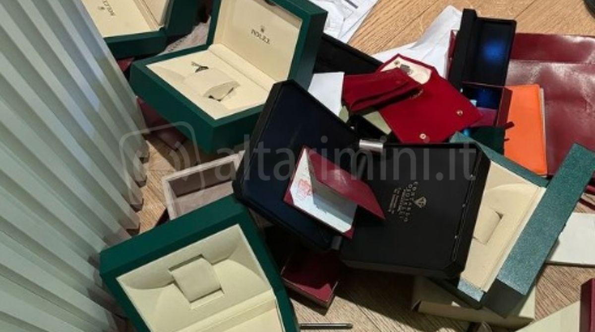 Furto in casa di Mattia Zaccagni e Chiara Nasti: rubati gioielli e Rolex - L'immagine postata da Chiara Nasti su Instagram