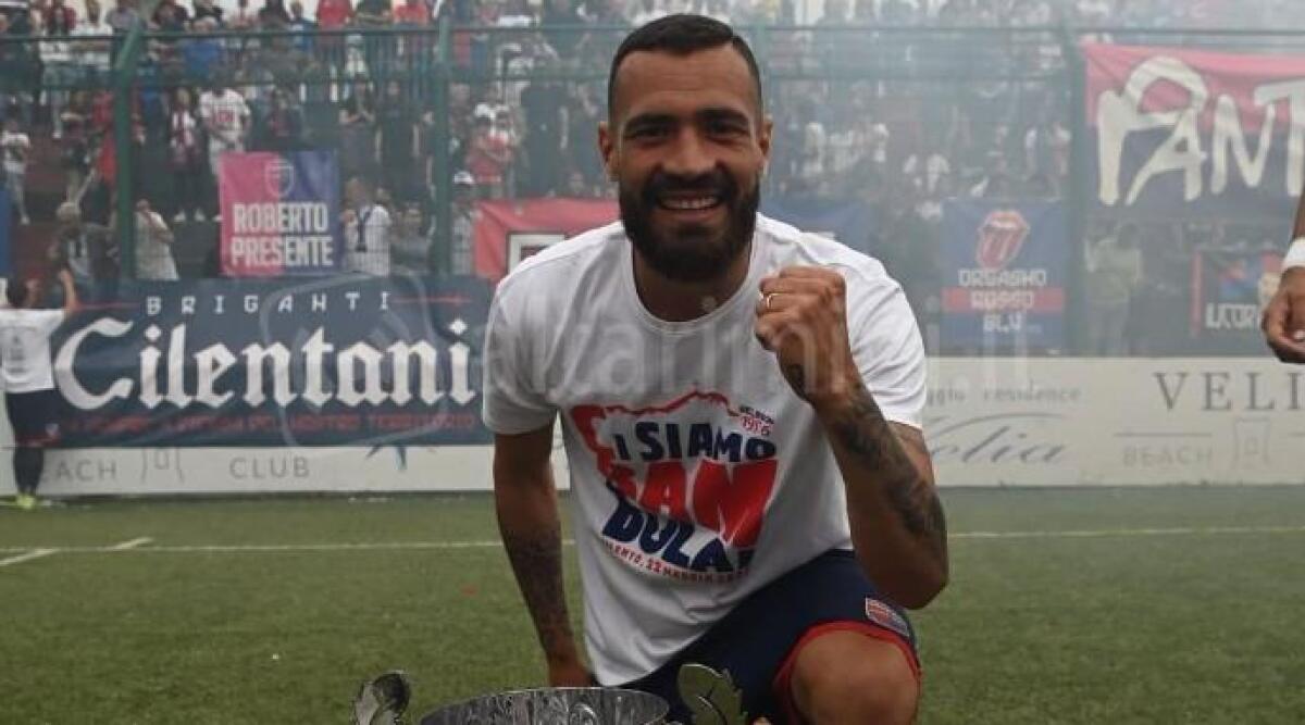 Calciomercato, U. Riccione: per l'attacco ecco l'esperto Raffaele Ortolini. Santarcangelo: Giacomo Cecconi -