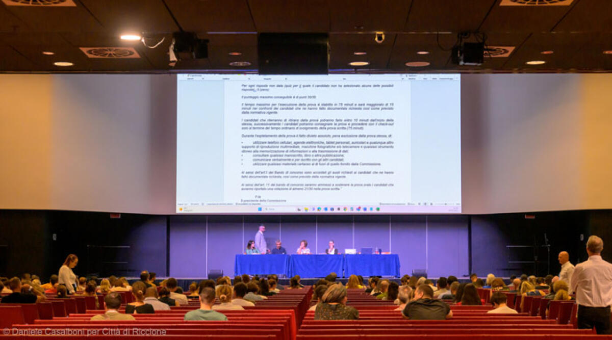 Riccione assume 7 istruttori contabili, alla prova si presentano in 297 - PH CASALBONI