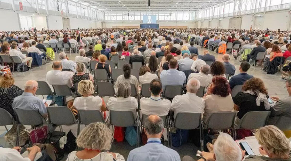Tornano a Rimini i testimoni di Geova, attese 15mila persone - Congresso dei Testimoni di Geova (repertorio)