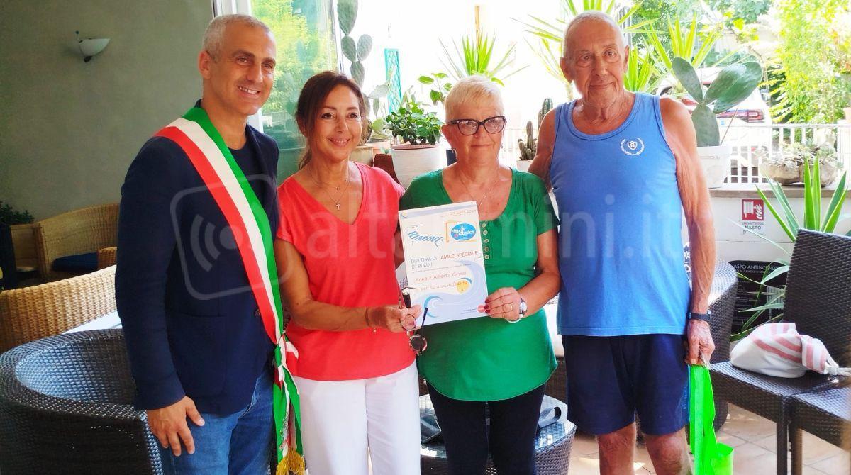 Nozze d'oro con Rimini: da 50 anni Alberto ed Anna in vacanza a Bellariva -