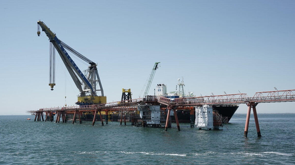 Il rigassificatore di Ravenna in funzione l'1 aprile 2025 - PH ANSA