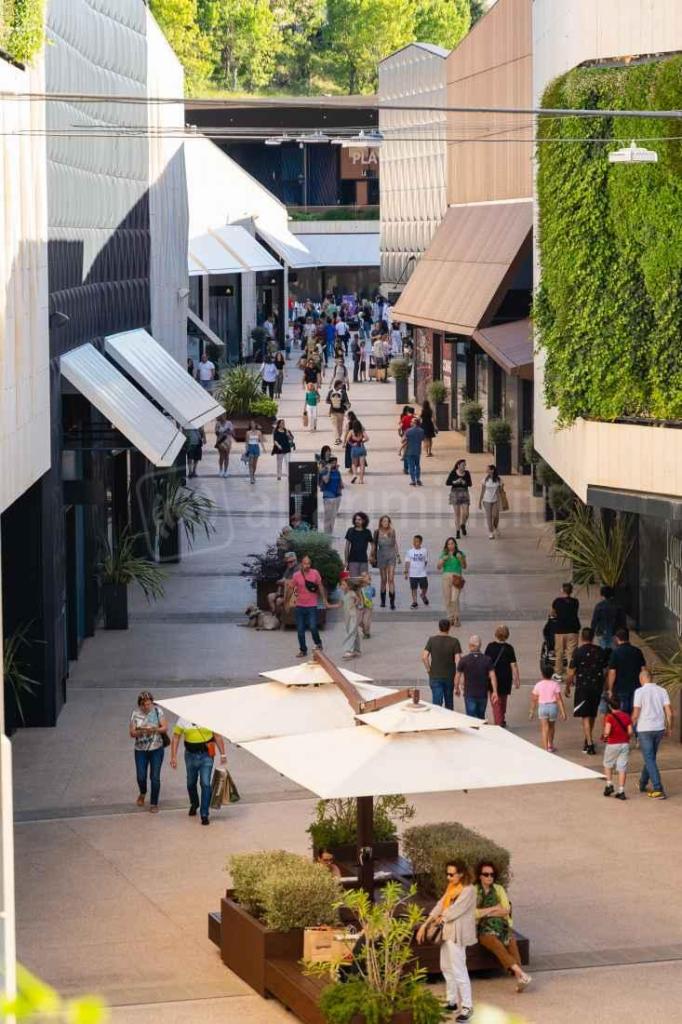 San Marino Outlet Experience