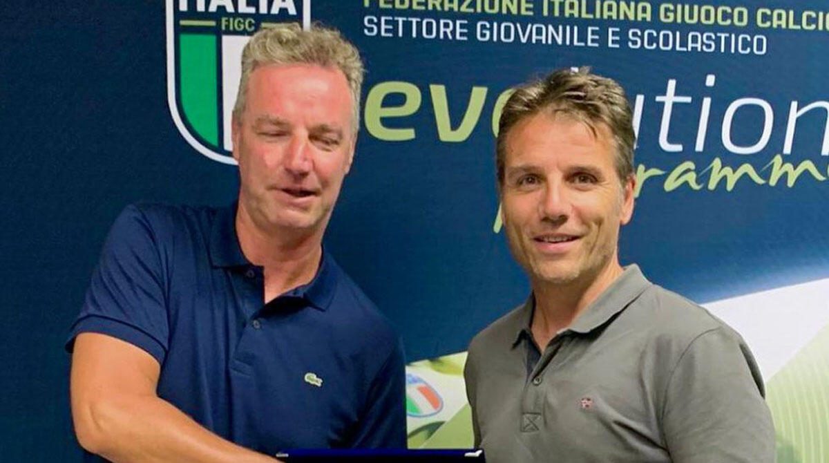 Riccione Calcio 1926, un premio per il progetto "Scuola di Fair Play" - Francesco Cesarini riceve il riconoscimento
