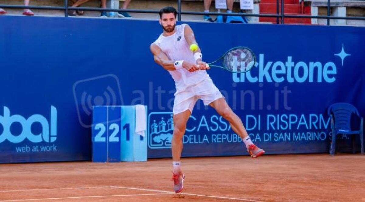 Tennis, San Marino Open: l'argentino Comesana stoppa nei quarti Pellegrino: si giocherà un posto in finale con Tseng - 
