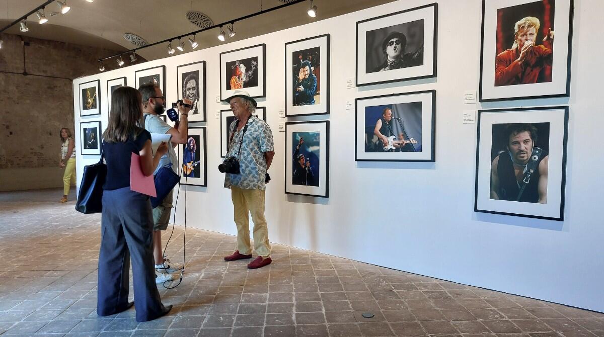 Rimini: Madonna, David Bowie e tanti altri alla nuova mostra fotografica sulle icone della musica - La mostra fotografia Superstars