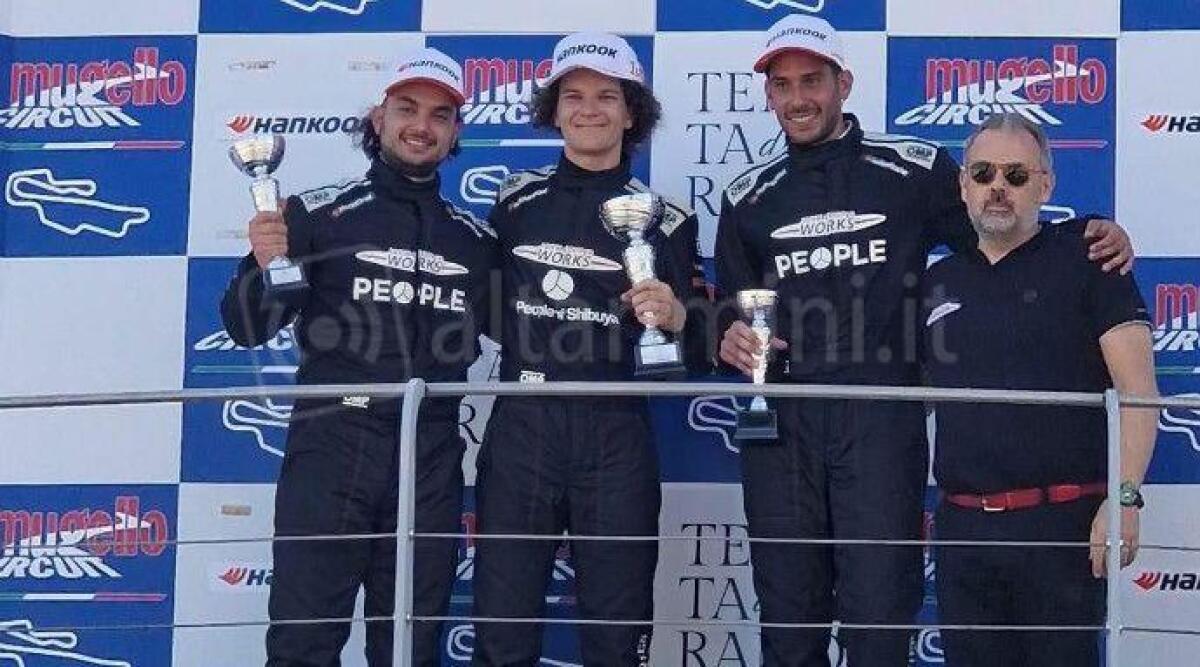 Automobilismo: MINI Challenge, Marchioro e Bagnasco conquistano il Mugello - 