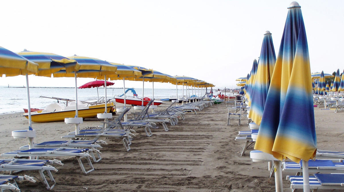 Sciopero spiagge, a Rimini niente ombrelloni chiusi: ecco come avverrà la protesta - Repertorio