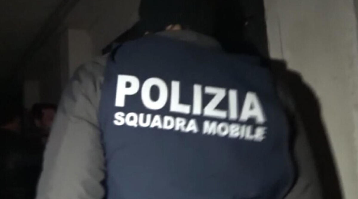 Droga per Ferragosto nascosta nelle parti intime: arrestato 35enne - Archivio
