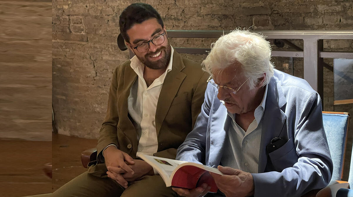 Rimini, che sorpresa: al Fellini Museum arriva Giancarlo Giannini - Assessore Lari con Giancarlo Giannini