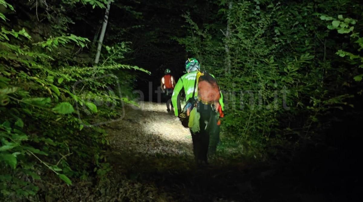 Si perdono nei boschi di Sant'Agata Feltria: giovanissimi scout recuperati dal Soccorso Alpino -