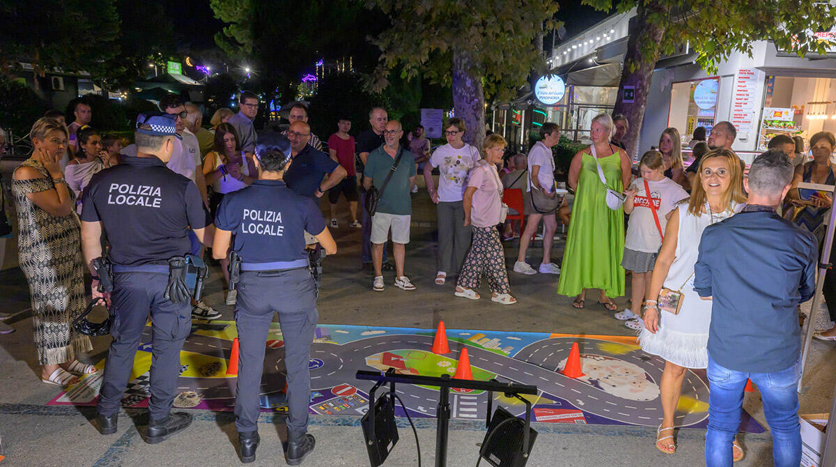 "Pensaci un attimo": grande partecipazione per l'evento di prevenzione a Riccione - L'evento a Riccione