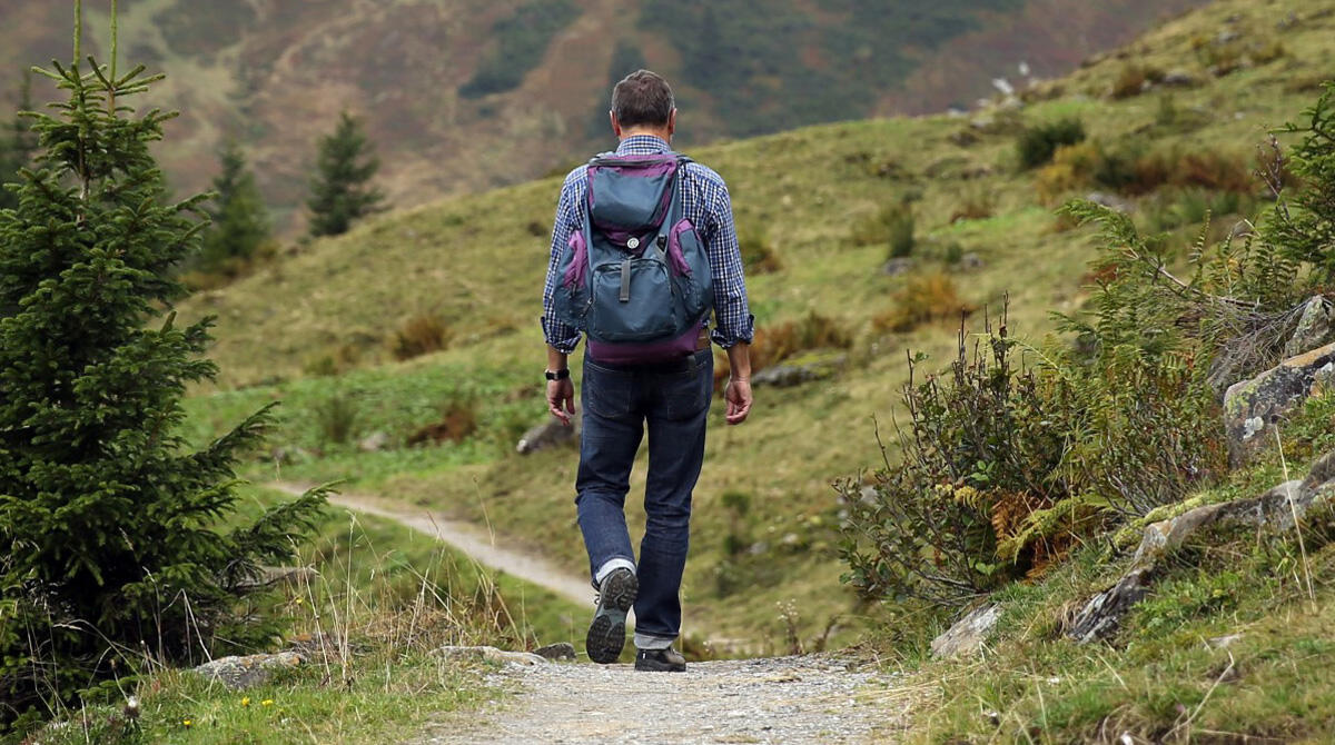 Fondi dalla Regione per mettere a nuovo i sentieri di Montescudo Monte Colombo - Repetorio