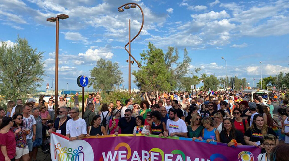 Arcigay, l'onda Pride oggi a Rimini, "nostra protesta nelle piazze" -