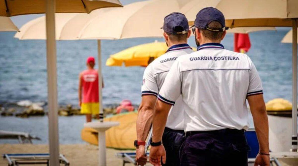 Passeggia sul bagnasciuga e si accascia al suolo: muore turista in spiaggia a Bellaria - REPERTORIO