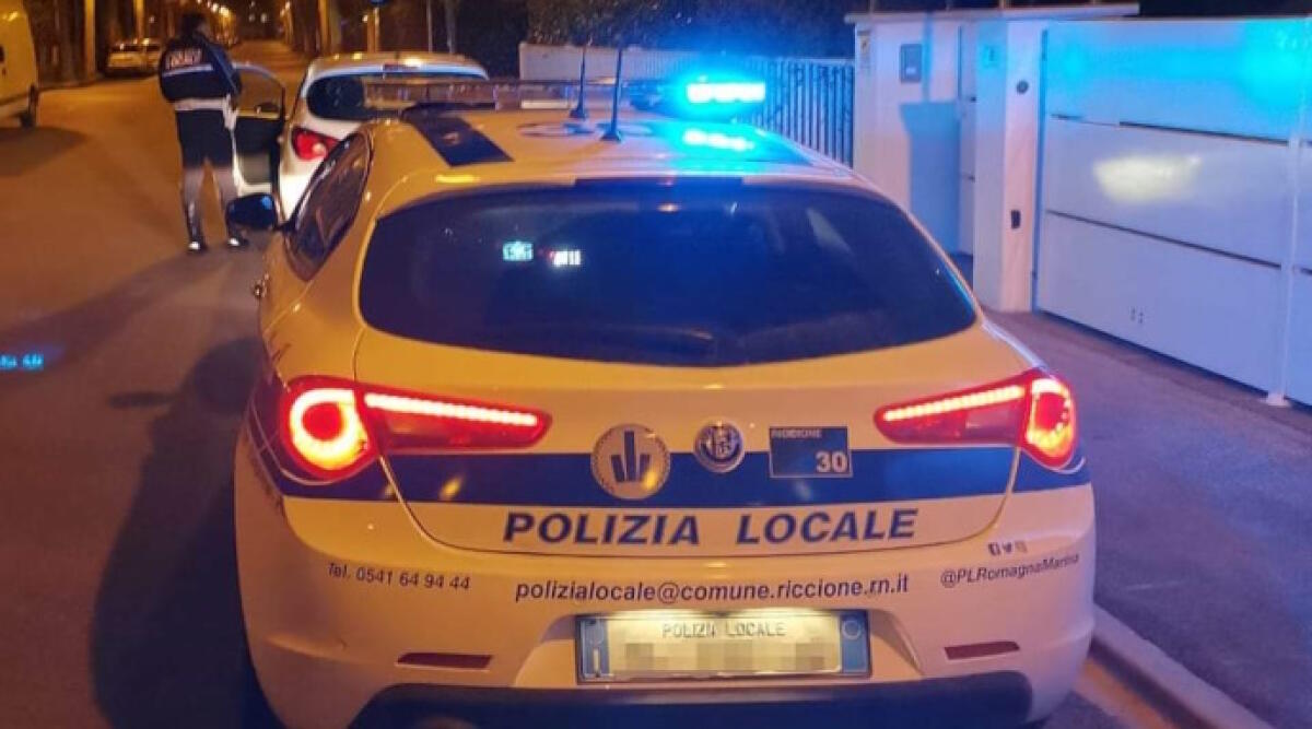 Riccione, turista investito da un'auto pirata: rintracciato il conducente - Corpo intercomunale di Polizia Locale (repertorio)