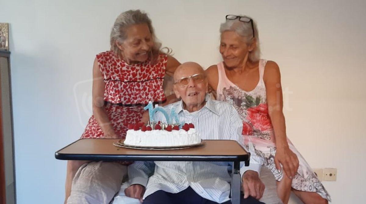 Testimone delle atrocità dei campi di concentramento: il riccionese Athos Crudi compie 104 anni - 
