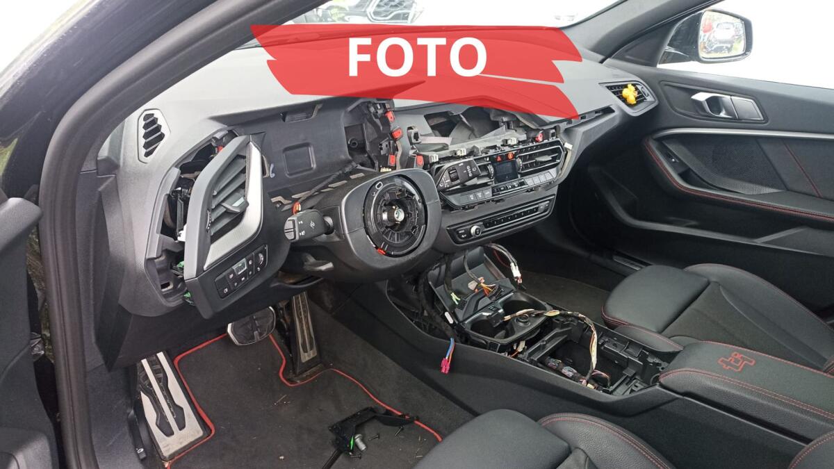 Riccione, rubano volante e cambio automatico a Bmw. Tutto in una notte -