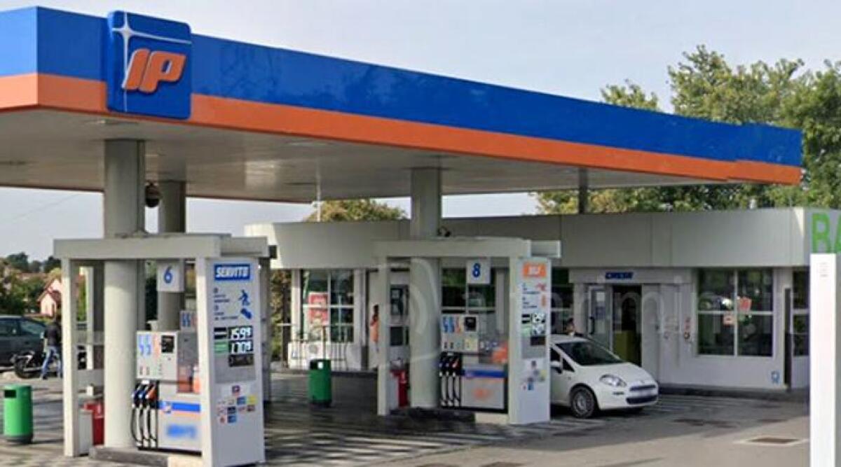Né benzinai né bancomat nei piccoli centri. Confesercenti Rimini "sostegno ad attività nei borghi" - Archivio
