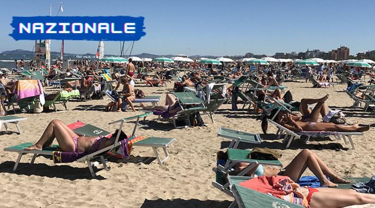 Oggi sciopero 'gentile' degli ombrelloni, ma c'è chi dice no - 