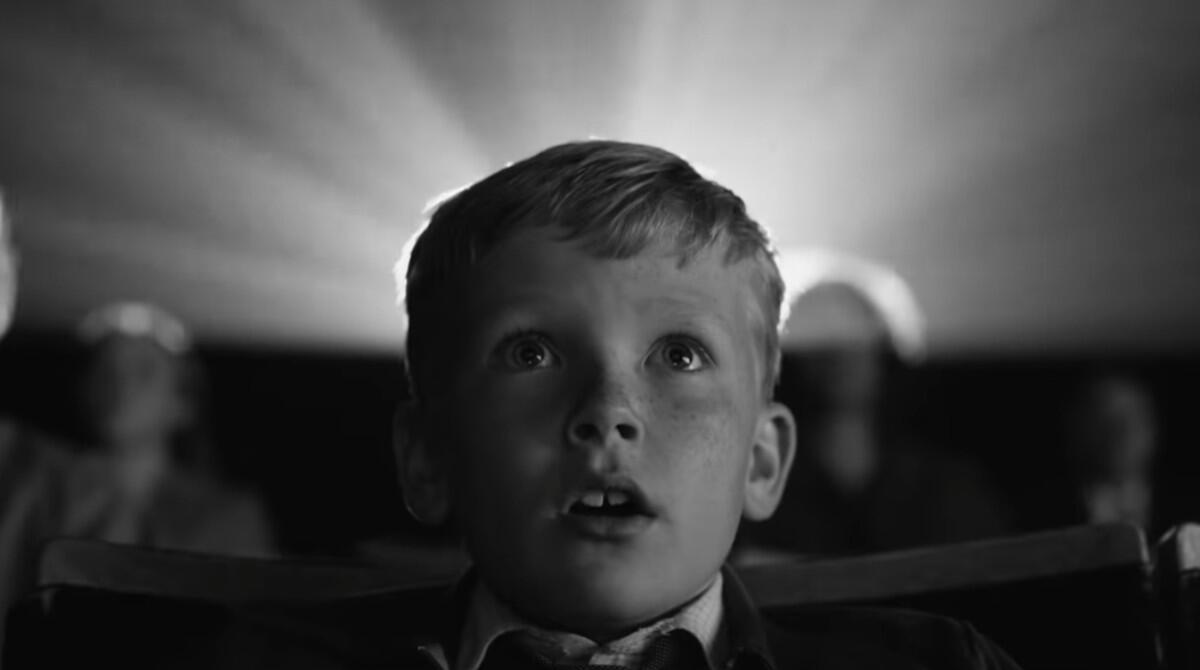 Cinema itinerante: arriva a San Clemente il film "Belfast" - Scena del film