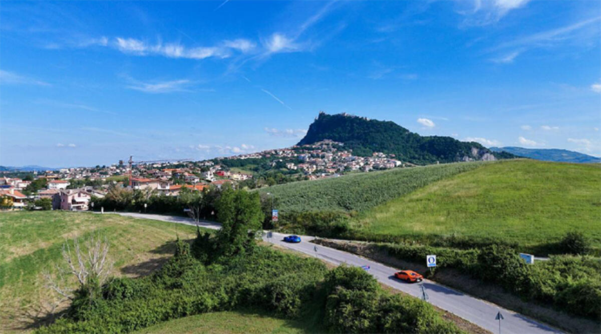 Auto sportive, spettacolo e digitale: The Space Race 2024 arriva a San Marino - Veduta San Marino