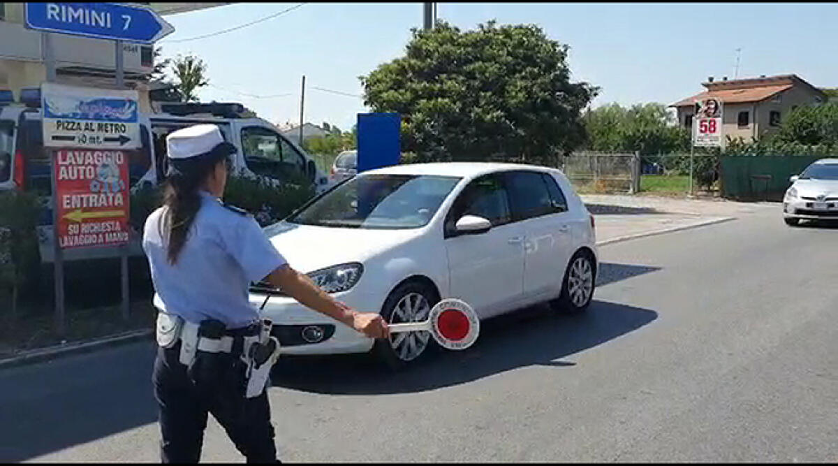 Blocco dei veicoli inquinanti a Rimini: nuove misure antismog in vigore dal 1° ottobre - 