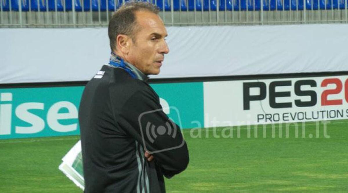 Calcio RSM: venerdì in campo le big Cosmos, La Fiorita e Tre Penne - Il tecnico del Tre Penne Stefano Ceci