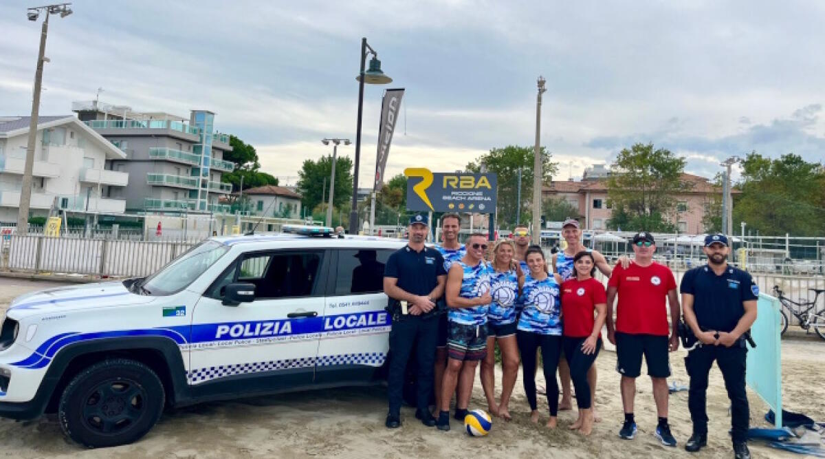 Sulla spiaggia di Riccione il Campionato nazionale di beach volley degli agenti di Polizia locale - Torneo di Beach Volley della Polizia locale