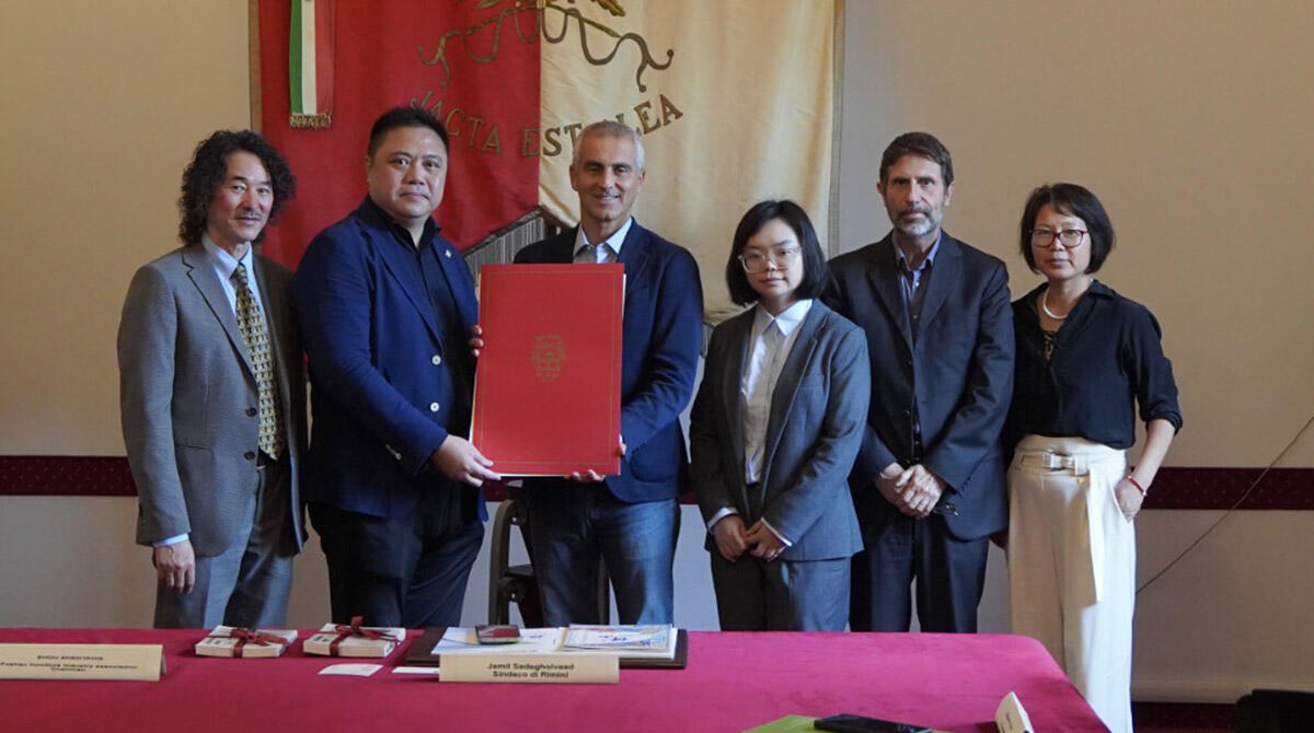 Dalla Cina per Tecna: imprenditori di Foshan incontrano il sindaco di Rimini - L'incontro in residenza comunale