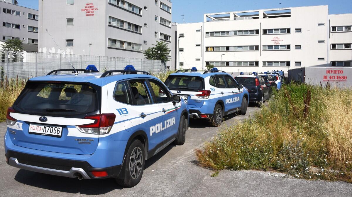 Via i rinforzi di Polizia da Rimini, da palazzo Garampi l'appello: "Governo ci ripensi" - Polizia sgombero nuova Questura