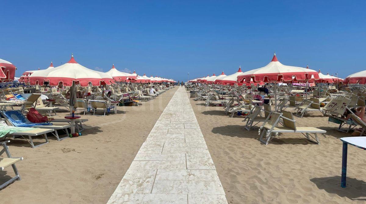 Giù i turisti nel 2024 a Santarcangelo e Appennino, ma anche la Riviera soffre in estate il calo degli arrivi - 